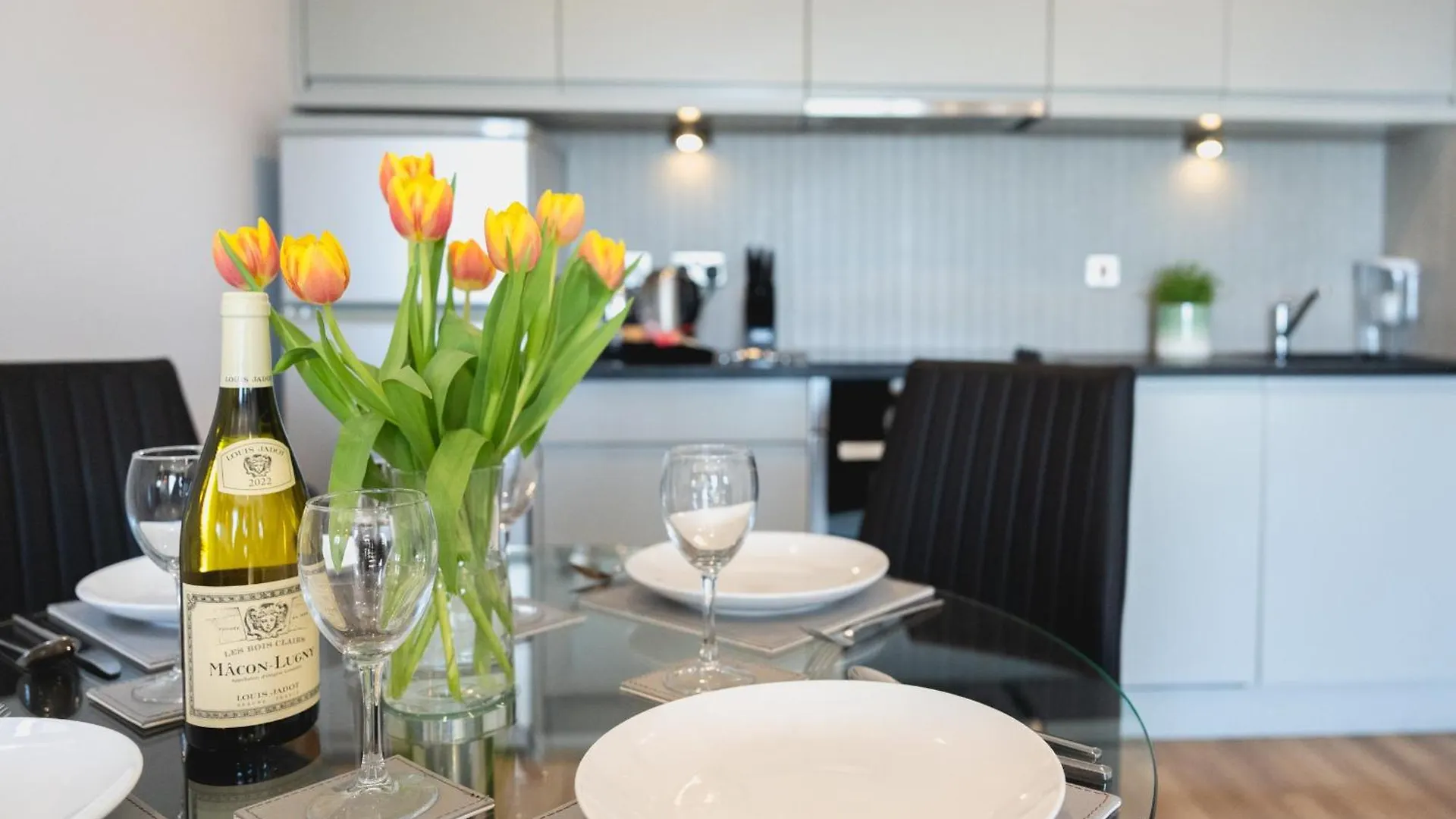 Your Space Apartments - Eden House Cambridge 0*,